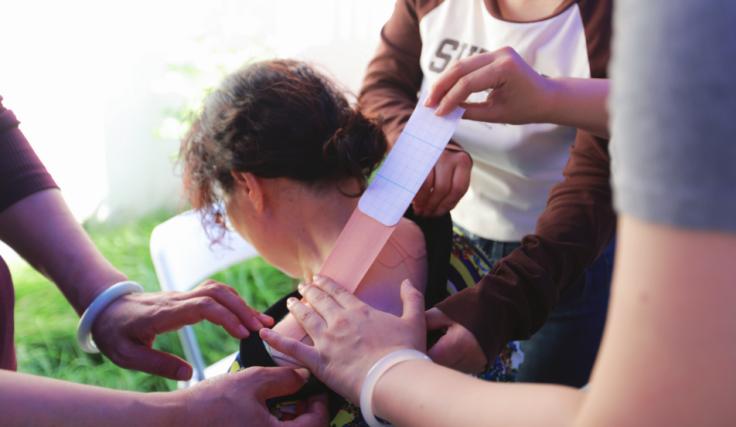 “愛佑中國”項(xiàng)目啟動(dòng) 揚(yáng)子江藥業(yè)集團(tuán)微循環(huán)貼公益服務(wù)廣受好評(píng)